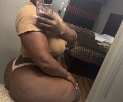 Clarksville TN Female Escort — no outcalls, no bare, no lowballing - Image 6