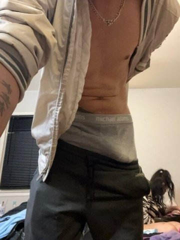 Detroit MI Male Escort — Incalls/Outcalls, CarPlay Acceptable, Video Sell Available - 1