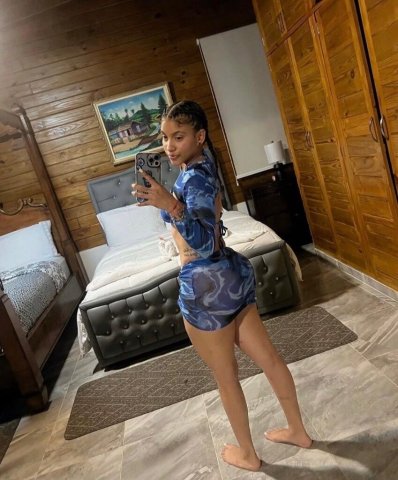 Colorado Springs Female Escort — Spanish & English - 1