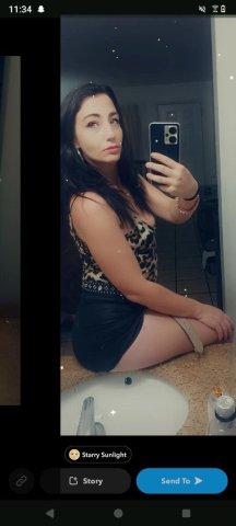 Orlando MILF Female Escort — In-call, blue-eyed, thick thighs - 1
