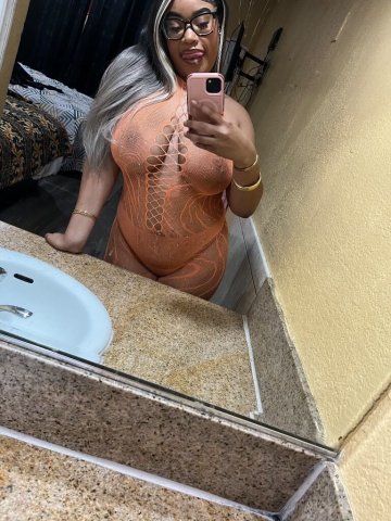 Long Beach CA In/Outcall Female Escort — FaceTime verify & wet pussy - 1