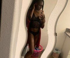 San Francisco Female Escort — petite full-figure exotic provider - Image 2