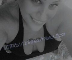Orange County escorts - Incall in Buena Park (Text Now Available)