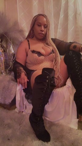 Tri-Cities, WA Female Escort — Tonight Special Blow Job - 1