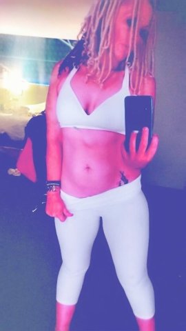 Savannah Incall — Sexy Escort with Big Green Eyes - 1