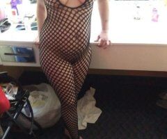 Louisville KY Female Escort — Deepthroat Goddess & Duo BBJ Rates - Image 1