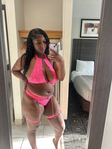 Oakland/East Bay CA Chocolate Doll — Outcalls, Feet/Fetish & FaceTime - 1
