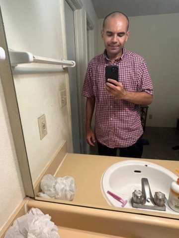 Tulsa Male Escort — In-calls only, bare/raw or covered, 7 in penis - 1