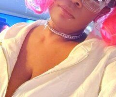 Houston escorts - Houston TX Mature Milf Escort — Natural Breasts & Throat Skills