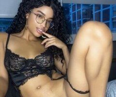 Flint escorts - Flint Petite Female Escort — Incall/Outcall + GFE, Nuru Happy Ending