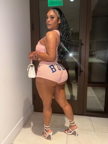 Khole Banks — Carmel Vixen Female Escort (Ventura) - 1
