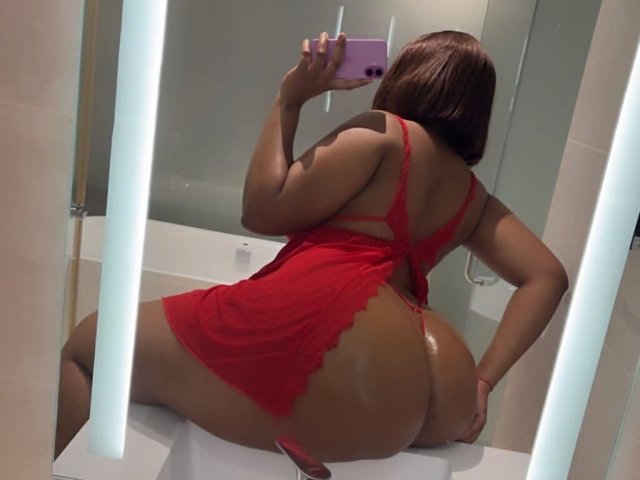 Queens, New York Escorts — Disponible Amor y Servicios Extras - 1