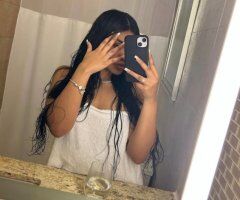 Inland Empire escorts - Inland Empire Female Escort — 2 Girl Special with Private Incalls