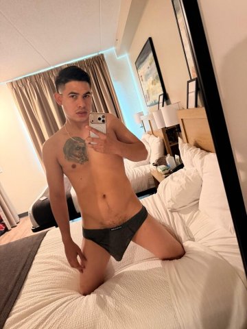 Tysons Corner Colombian Escort — New In Town - 1