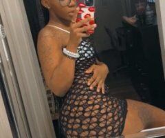 Denton Female Escort — Incalls, Outcalls, Videochat - Image 4