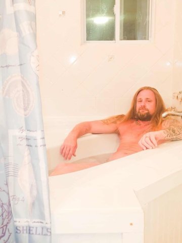 Huntsville Alabama Male Escort — Long, Strong Contact - 1