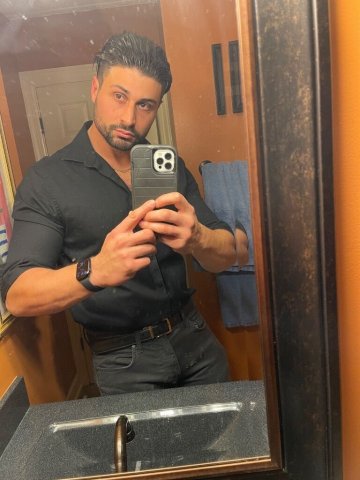 Italian Stallion in Chicago — Sensual & Deep Massages (Focused Area) - 1