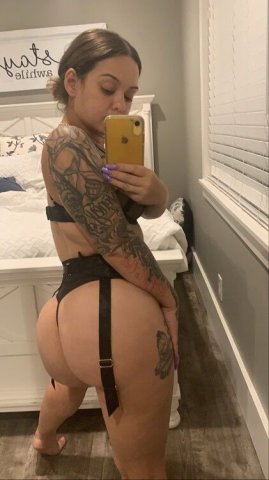 Stockton CA Female Escort — in-person meet-up - 1