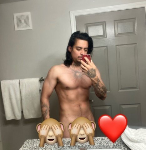 Dallas Women-Only Male Escort — FaceTime prescreen - 1