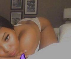 Discreet Tampa Female Escort for Men — companionship & massage - Image 3