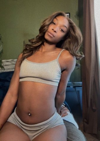 Petite Female Escort — Oakland/East Bay, CA - 1