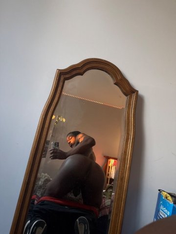 Philadelphia PA Male Escort — In-Calls Only (Head) - 1