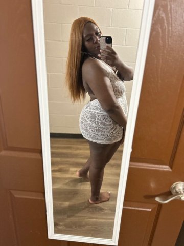 Petite ebony escort (23) — incalls at my Rockford place - 1