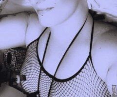 Daytona Beach Curvy Female Escort for Private Time - Image 6