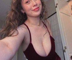 Minneapolis/St. Paul Independent Party Girl — Full Service Incall/Outcall, Car Fun & Video/Pics - Image 1