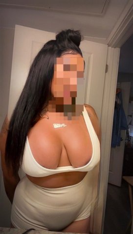 Fort Collins Female Escort — good-time, not long-time - 1