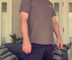 25-Year-Old Male in Greenville Looking to Lose Virginity - Image 1