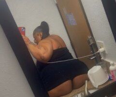 Milwaukee escorts - Milwaukee Head Hunter Escort for Adult Fun — Older Men Only