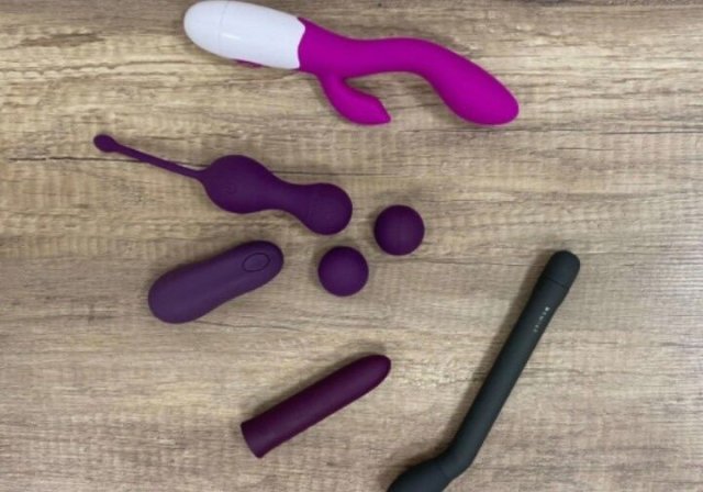 Bombshell available now — Long Island Facetime shows, JOI & edging - 1
