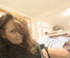 Portland escorts - Mature open-minded woman — Portland OR private play time (no games)