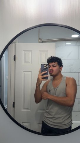 Arlington VA Male Escort — Incall or Outcall (Top 7 inch ) - 1