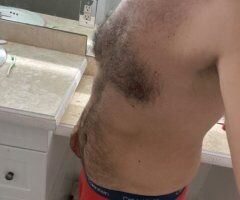 Single 6' man (190 lbs) looking for women—relax, no drama - Image 6