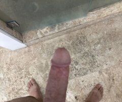 Single 6' man (190 lbs) looking for women—relax, no drama - Image 7