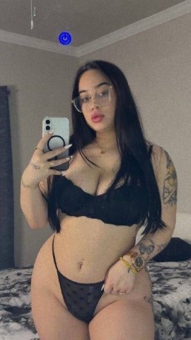 Ogden, Utah Female Escort — chicas bajita con mirada seductora - 1