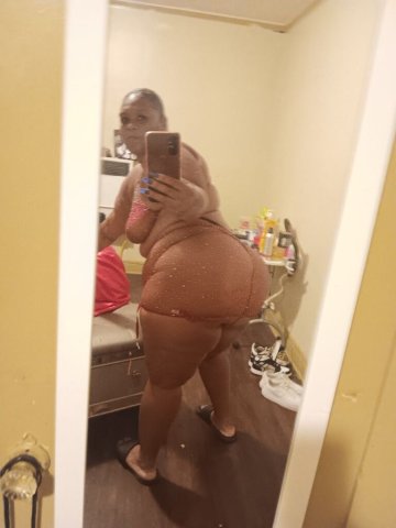 Los Angeles BBW Incalls — Creamy Deep Throat Full-Service (300/Hr) - 1