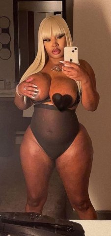 Queens, New York Luxury Female Escort — Outcalls With 50% Deposit - 1