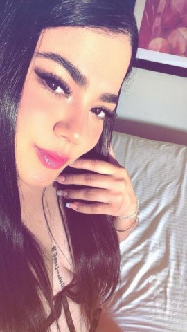 Colombiana en Merced, CA — Escorts 22 - 1