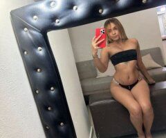 Bronx escorts - Bronx Female Escort — playful conversation & late-night vibe