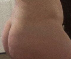 Nashville Snow Bunny Escort — Wet Tight Gripper Service - Image 4
