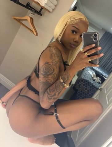 Kit-Kat — Nigerian Female Escort for Incalls & Outcalls (San Fernando Valley) - 1