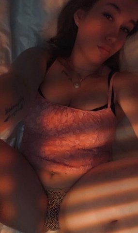 Nashville TN Female Escort — BBJ, Raw Cum Full Service & Video Sell - 1