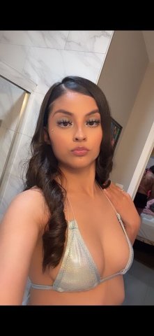 Petite Latina Female Escort (Stockton) — In-Calls, Out-Calls & Car Fun - 1