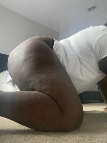 DL Vers Bottom in Orlando — discreet bottom, throat skills, host or travel - 1