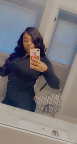 Chicago Incalls & Outcalls (NWI area) — Female Escort for Higher-Level Requests - 1