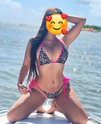 Young Colombian Female Escort in Fort Myers, FL - 1