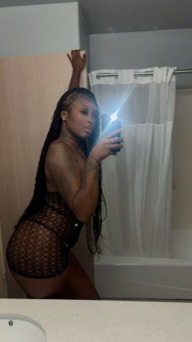 San Diego Female Escort — lets party & playyyy  - 1